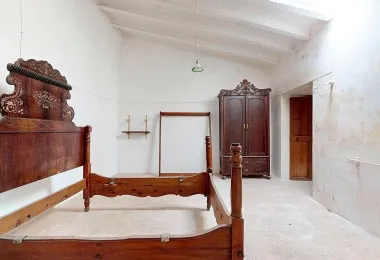 Large traditional house to renovate in Ses Alqueries — photo 11