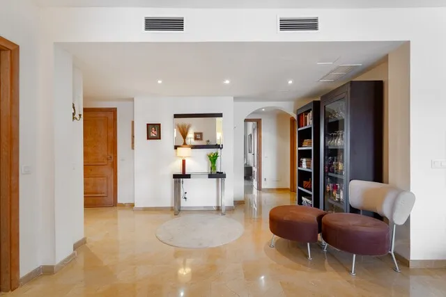 Penthouse with excellent facilities for sale in Santa Ponsa, Southwest Mallorca — photo 9