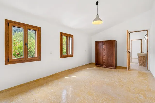 Investment Finca with Pool for Sale in S'Arracó, Southwest Mallorca — photo 10