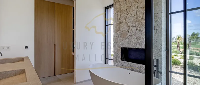 Brand new modern sunny luxury finca in Campos with pool — photo 12