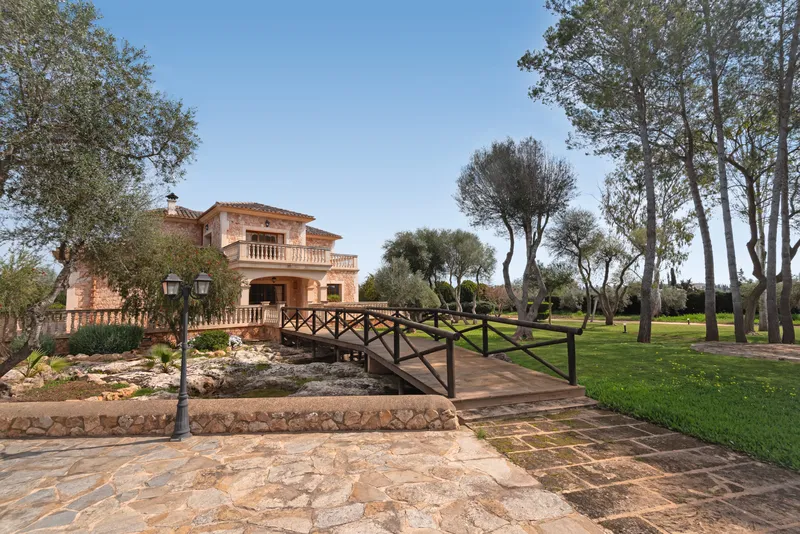 Villa Florentina – Exclusive estate with holiday license in the south of Mallorca — photo 4