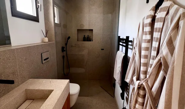 Contemporary design villa in one of the most sought-after areas of Santa Ponsa — photo 7
