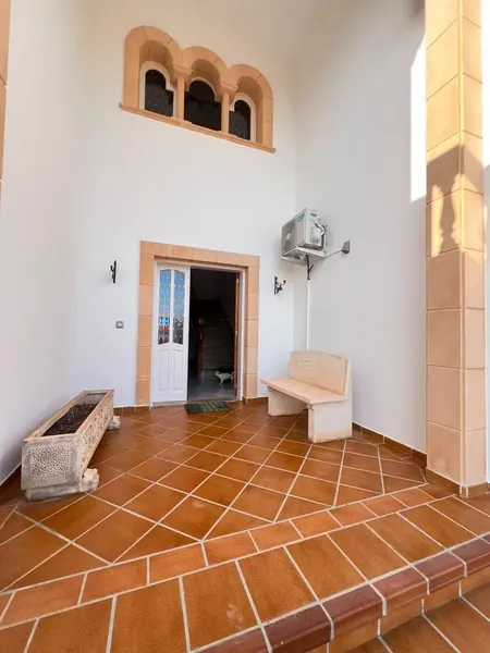 Magnificent villa with pool and garage in Portocolom: long-term rental. — photo 3