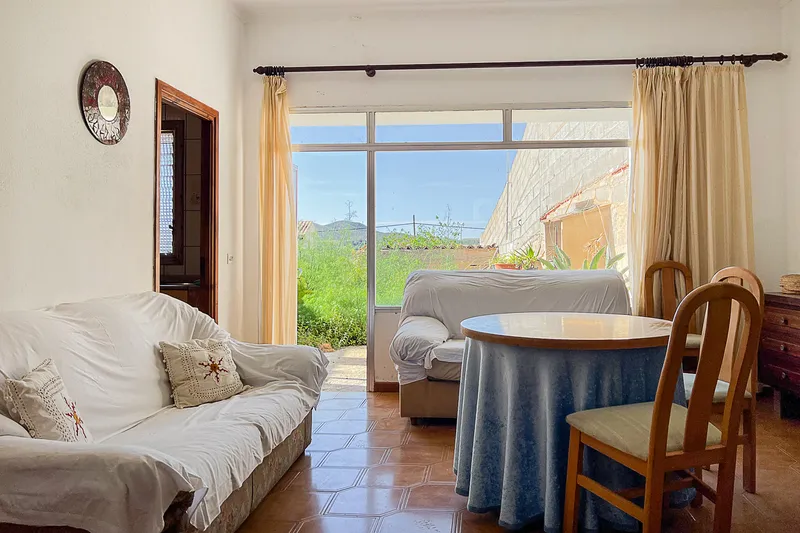 Investment opportunity: townhouse with large garden and distant views — photo 7
