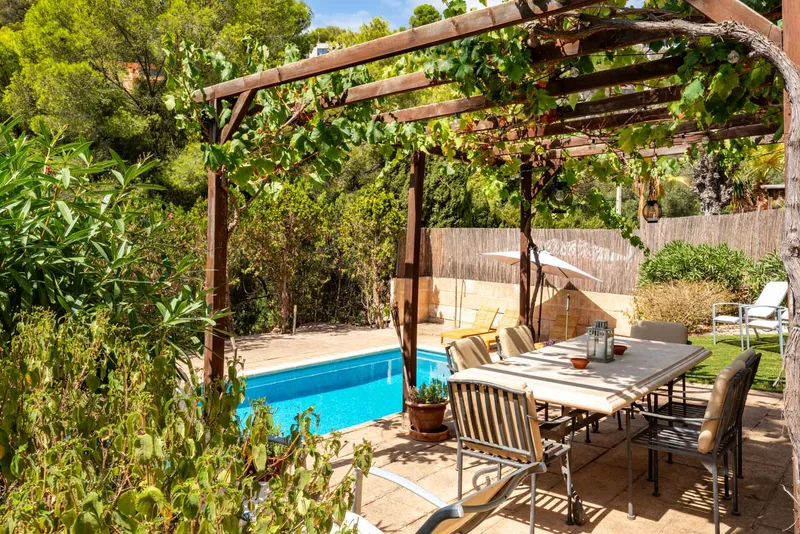 Exclusive Investment: Family Villa with Sea Views in Costa d'en Blanes — photo 2
