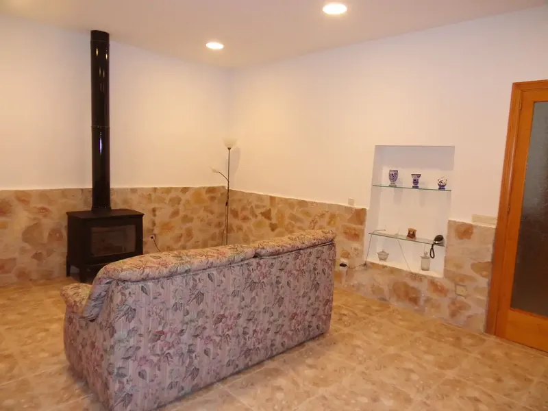 House in Vilafranca de Bonany, calle S'Escorxador, no. 15, with a total built area of 271 m2, on an urban plot of 421 m2. It is a — photo 3