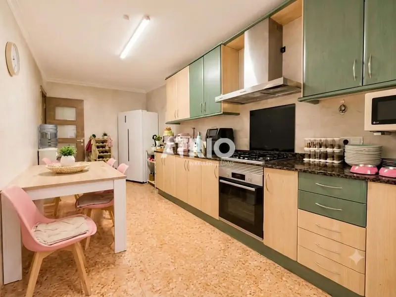 Magnificent family townhouse with terraces, garden and private garage next to the best beaches of Can Picafort — photo 4