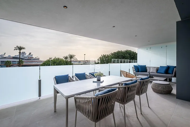 Ground Floor for sale in Paseo Marítimo — photo 3