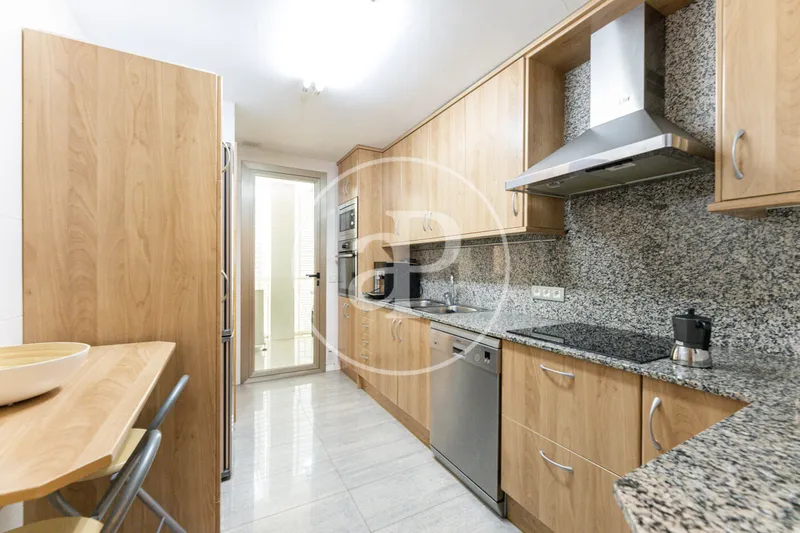 Apartment for rent in Bonanova — photo 10