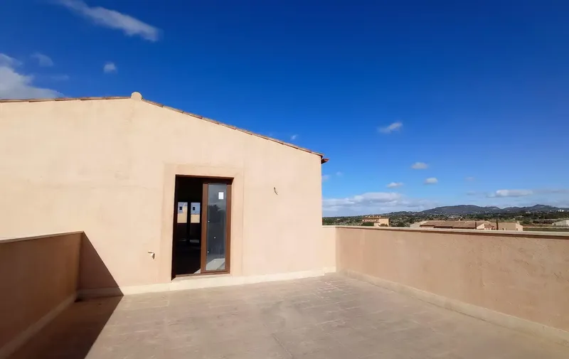 Beautiful modern-style house on rustic estate with pool and terraces between Santanyí and Es Llombards — photo 4