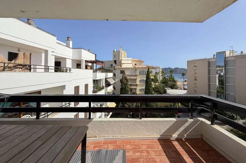 Modernised flat in Cala Bona with sea views — photo 7