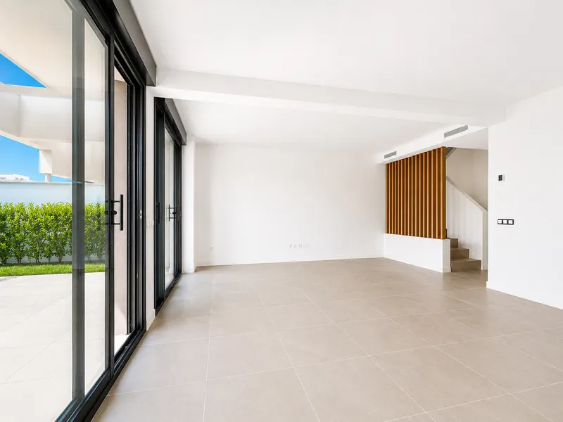 New modern villa in a prestigious area in Puig de Ros Mas — photo 5