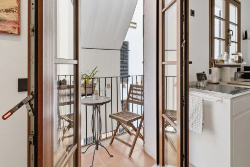 Palma de Mallorca Old Town, Charming Duplex Penthouse in Palma's Old Town with a Rooftop Terrace, Just a Few Steps from the Sea — photo 4