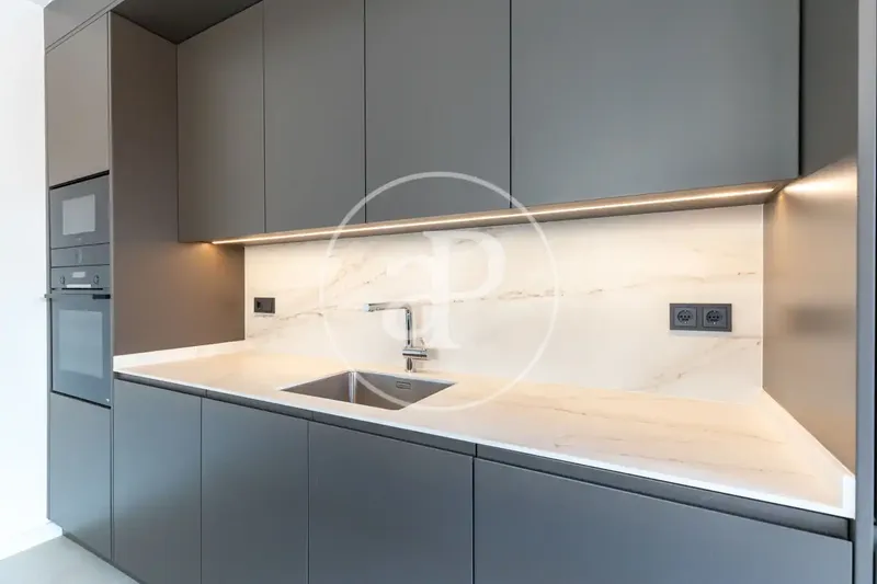 Piso con terraza en venta en Ponent — photo 7