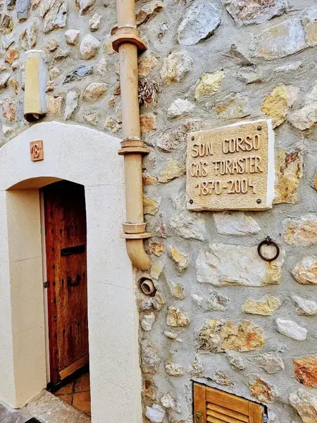 Bonita casa de pueblo(pareado) en el corazón de Andratx, que combina historia, comodidad y naturaleza. — photo 4