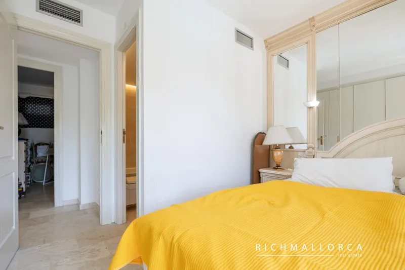 Penthouse with beautiful views near the sea in Nova Santa Ponsa — photo 10