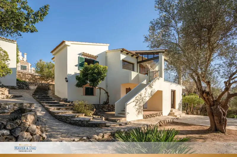 Idyllic family house in a quiet area about 4 km from Valldemossa, surrounded by unspoiled nature where you can enjoy — photo 1