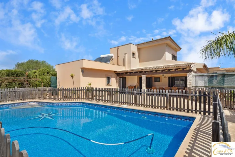Mediterranean Luxury Villa with Pool and Complete Privacy in Portocolom — photo 1