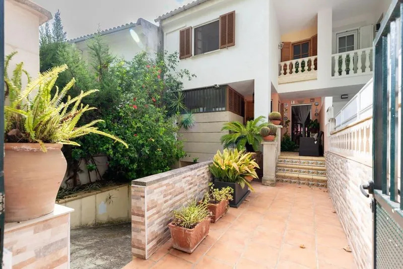 Terraced house in Secar de la Real, Palma de Mallorca — photo 1