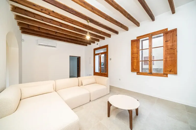 Gestpropiedad presents this Mallorcan-style house in Capdepera, a property in Mallorca managed by our real estate agency. Completely — photo 7