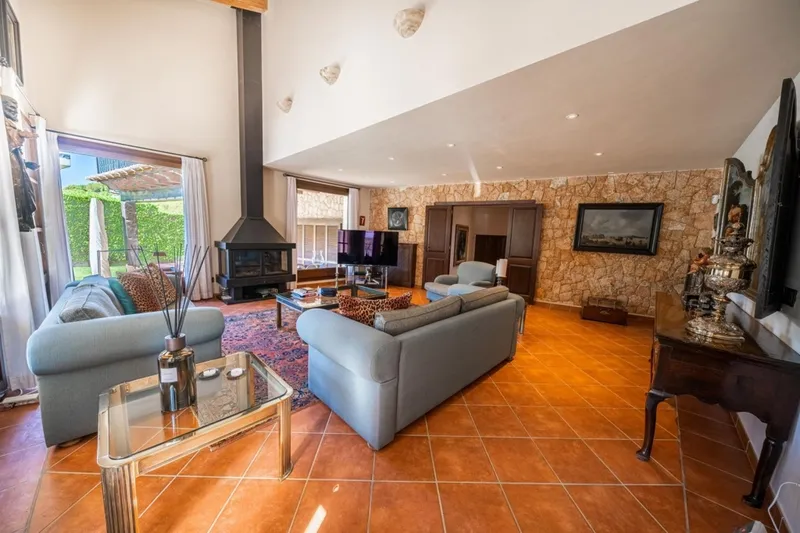 High quality villa in Mediterranean style in Calvià / Portals Nous — photo 7