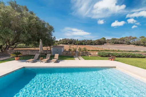 Lloret de Vistalegre, fantastic finca in a quiet location with pool and spacious plot in Lloret de Vistalegre - for rent from October — photo 3