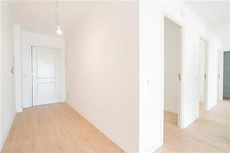 Palma. Colegios- Son Dameto. Apartment with views of the Bay with an area of approximately 95m² plus terrace of 8m2. The property consists of a — photo 5