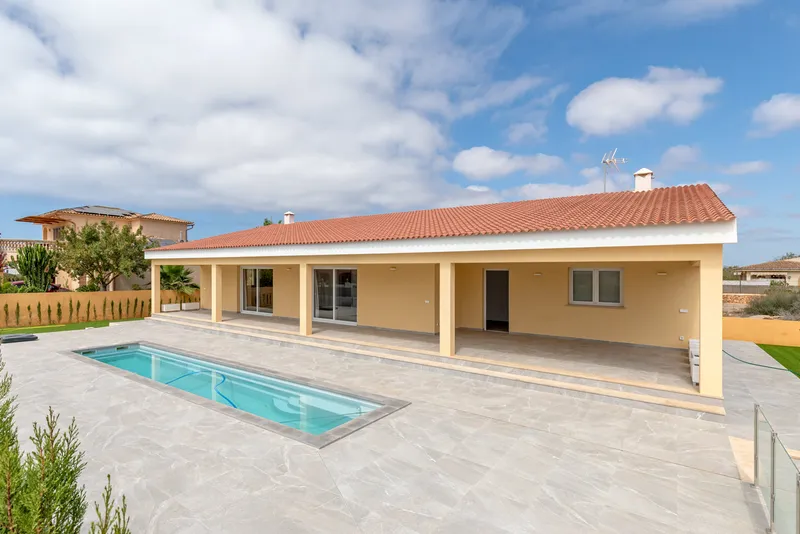 Villa in Sa Rapita - New build villa with pool and garden — photo 2