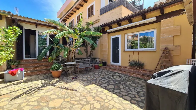 Chalet, quiet, close to the harbor, 5 bedrooms — photo 1