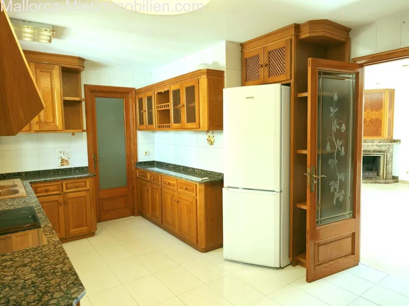 Renovated 126m² apartment with 4 rooms and sea view for rent — photo 9