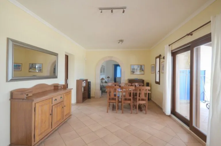 Classic finca with sea views and access to the village — photo 5