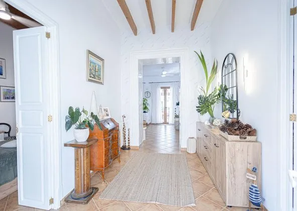 Detached house in Calle Antoni Monjo, 5, Maria de la Salud — photo 2