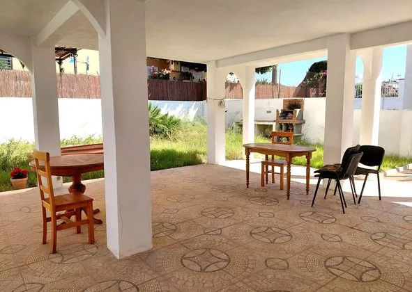 Detached house in Calle d'Antoni Llabrés i Morey, Can Pastilla, Palma de Mallorca — photo 1