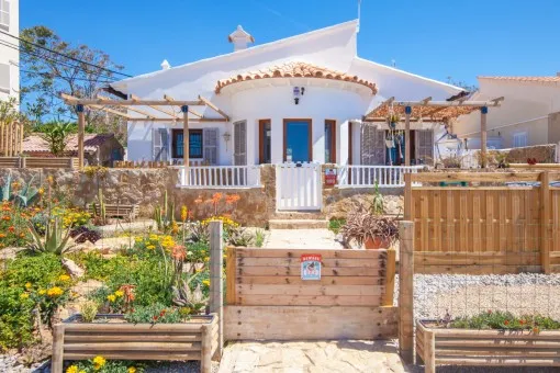 Molinar, unique beachfront house on the promenade near Cala Gamba — photo 2
