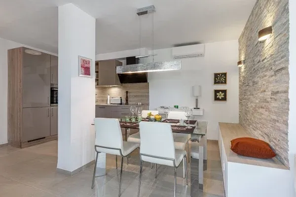 Refurbished apartment with partial sea views in Costa de la Calma — photo 1