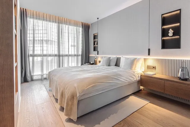 Designer beachfront apartment with private access for sale in Portixol, Palma — photo 11