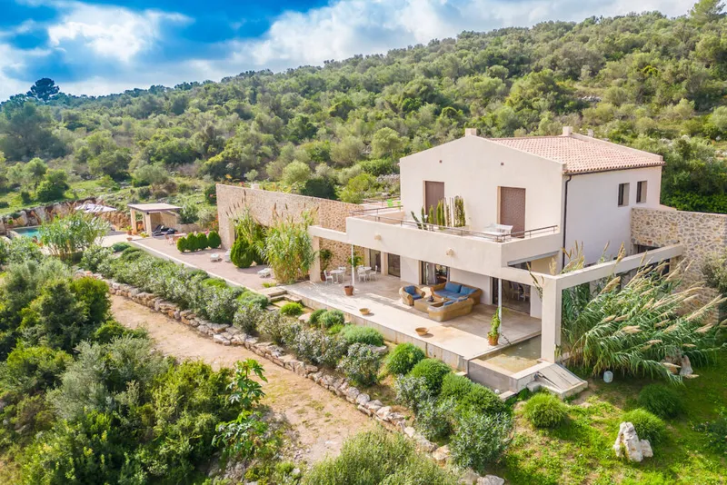 Very large finca in a prime location with fantastic views to the sea – Son Servera — photo 1