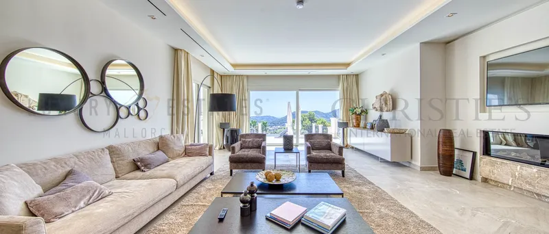 Modern Mediterranean villa in Port Andratx with panoramic views over the harbor — photo 3