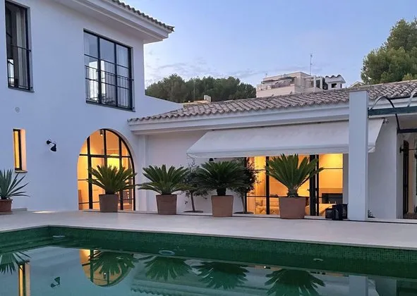Detached house in Cort, Palma de Mallorca — photo 1