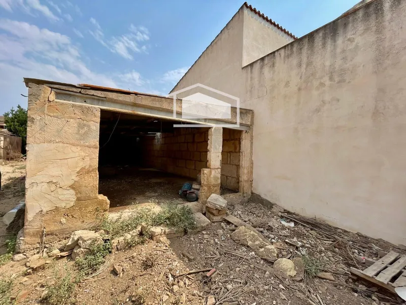 Urban plot for sale of 688 m² in Ses Salines — photo 5