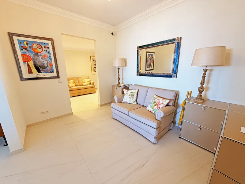 Exclusive and stylishly refurbished apartment on the Paseo Marítimo, Palma de Mallorca — photo 5