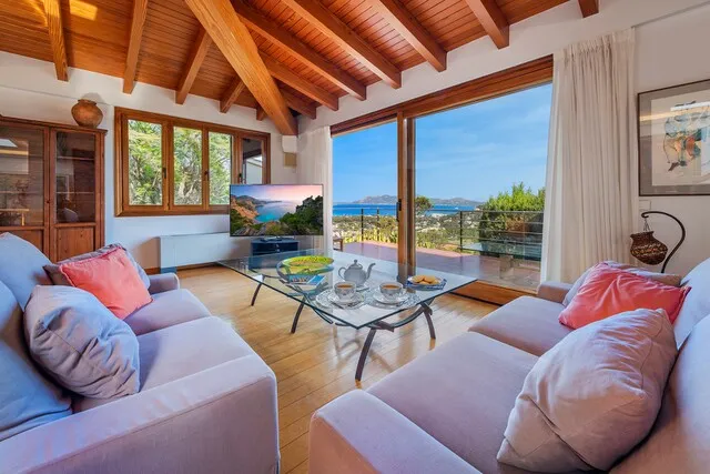 Superb offer: Luxury sea view villa with rental license for sale in Puerto Pollensa, Mallorca — photo 9