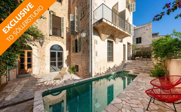 Stunning townhouse with pool in Sóller — photo 1