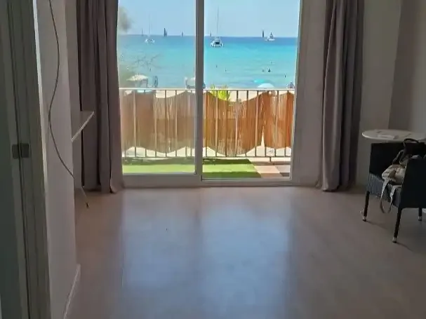 First Floor on the Seafront. Can Pastilla Area — photo 11