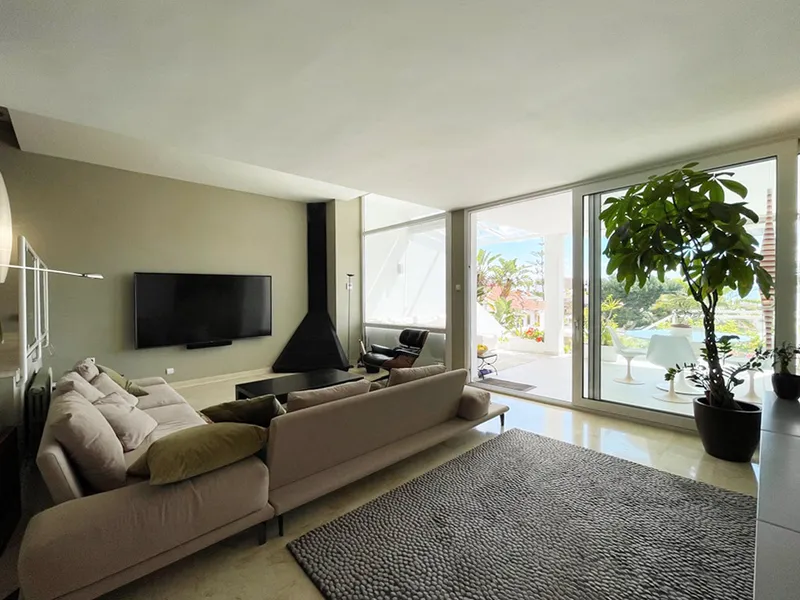 Magnificent villa of 283 m² with pool, sea view and garage in El Terreno, Palma — photo 3
