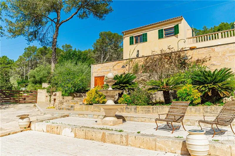 Rustic finca in a protected natural environment on an approximate plot of 124,000m². — photo 4