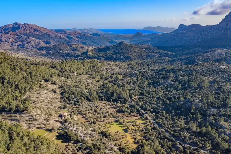 Acquiring this property is owning an authentic part of Mallorca - located in one of the most isolated areas of the Tramuntana, just after — photo 10