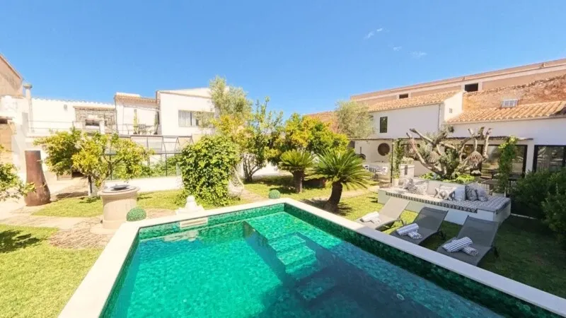 Exceptional Fully Renovated 9-Bedroom Mansion with Heated Pool and Guest Accommodation in Sencelles, Mallorca — photo 2