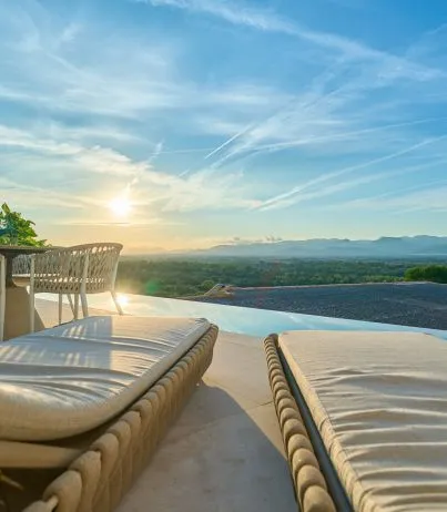Modern and bright villa with panoramic views in Costitx — photo 1