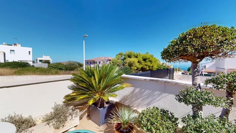 Discover this magnificent chalet renovated in 2022 located in the coveted area of Son Serra de Marina, in Santa Margalida. With a surface — photo 3